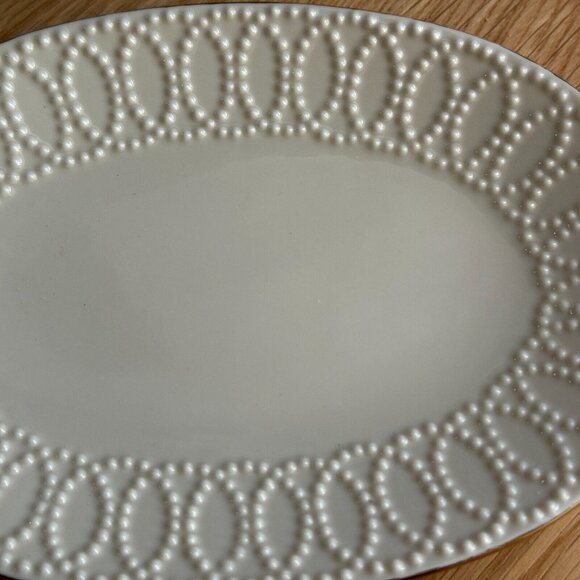 Lenox Trinket/Soap Dish Beaded Lace Trim, Ivory with Gold Tone Accent - Picture 8 of 9